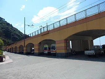 click to zoom Near the railway bridge in Monterosso (2 years after the flood), Italy